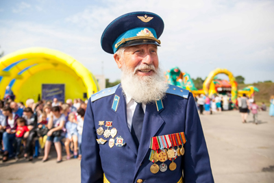 Пенсия пилотов. Летчик пенсионер. Пилот на пенсии. Пенсия военного пилота. Пенсия у военных летчиков.