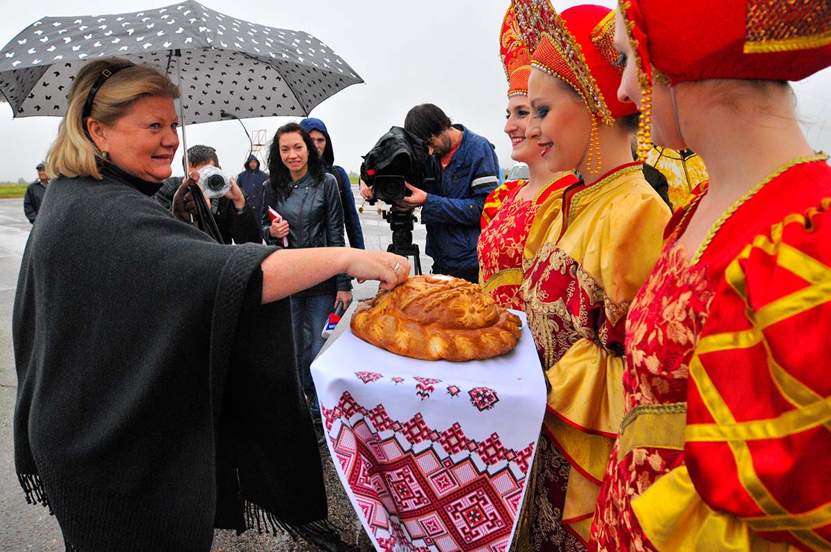 Картинка русское гостеприимство